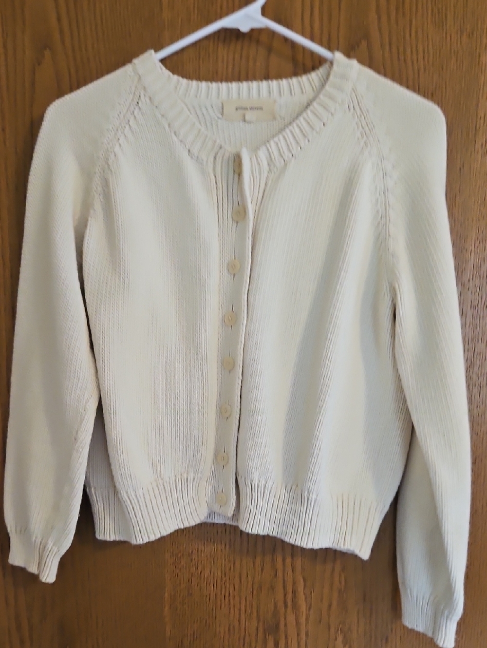 Gillian Stevens Mable Cardigan In Ivory